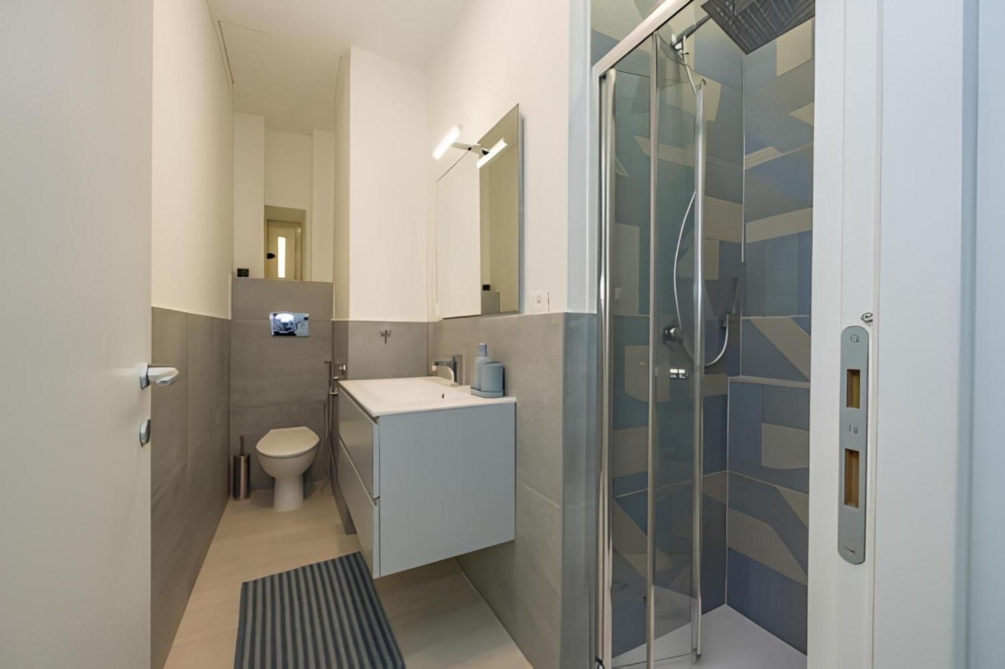 شقة 1 Minute From San Pietro - Nicole House المظهر الخارجي الصورة